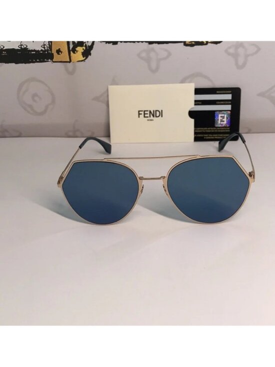 Fendi FF0194/S 0002A Blue Square Sunglasses – Women’s Luxury Eyewear main image 11